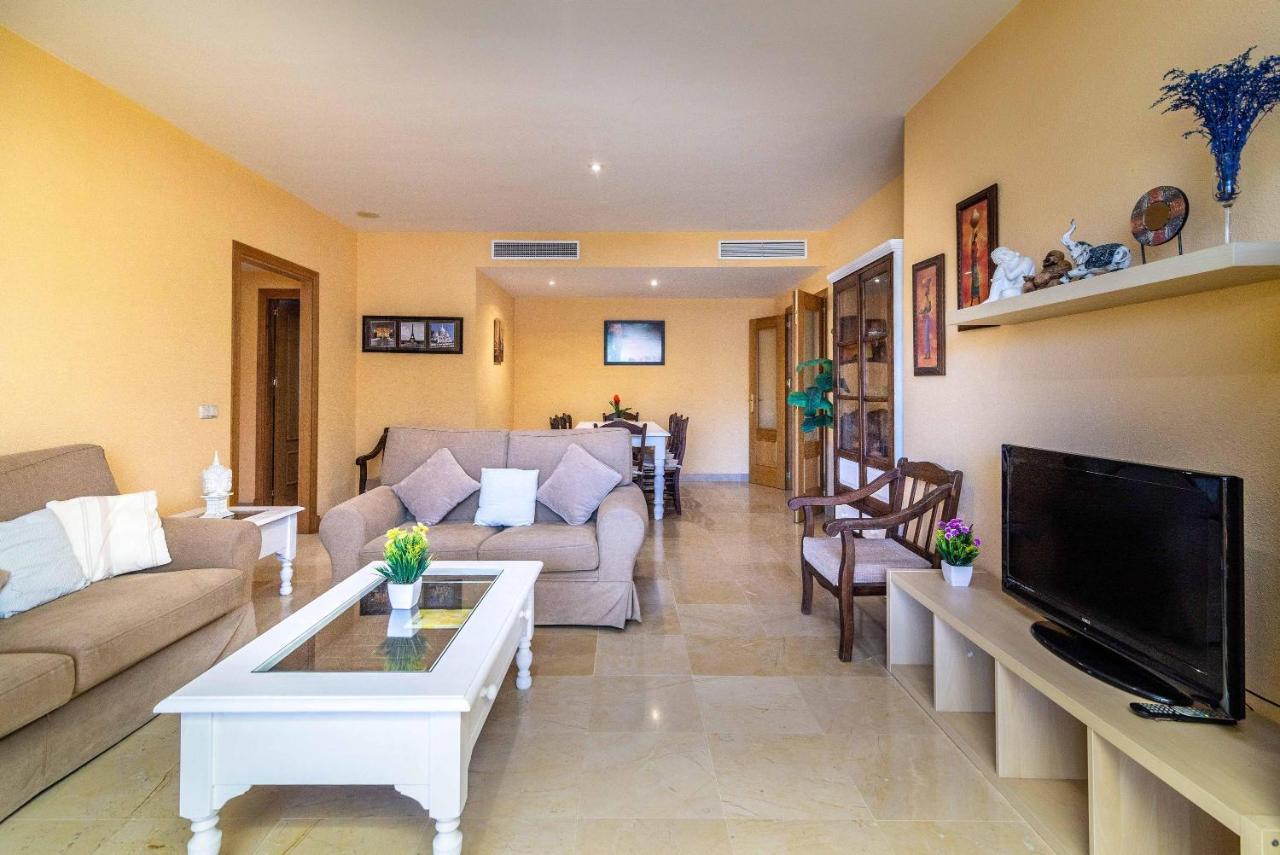 Spacious Apartment In Марбелья Екстер'єр фото