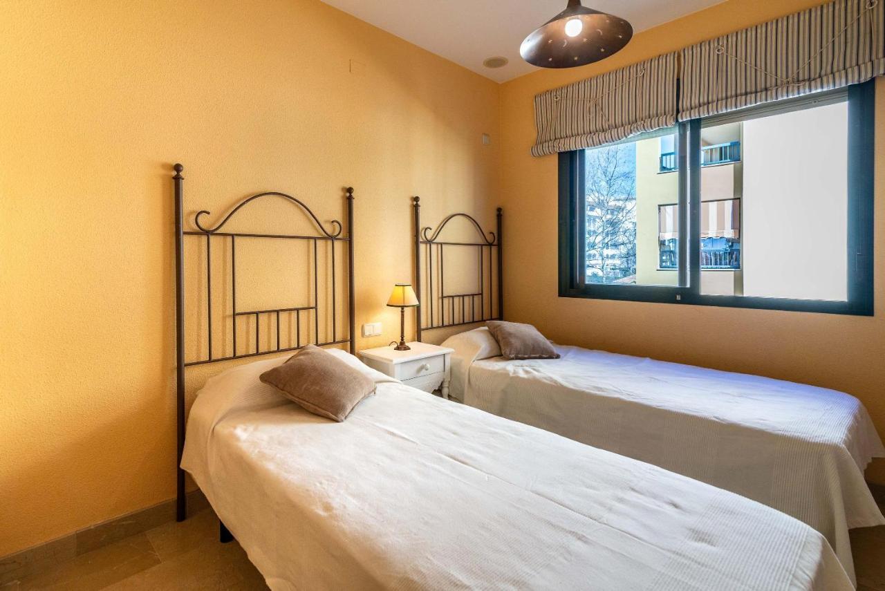 Spacious Apartment In Марбелья Екстер'єр фото