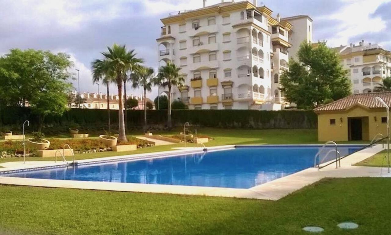 Spacious Apartment In Марбелья Екстер'єр фото